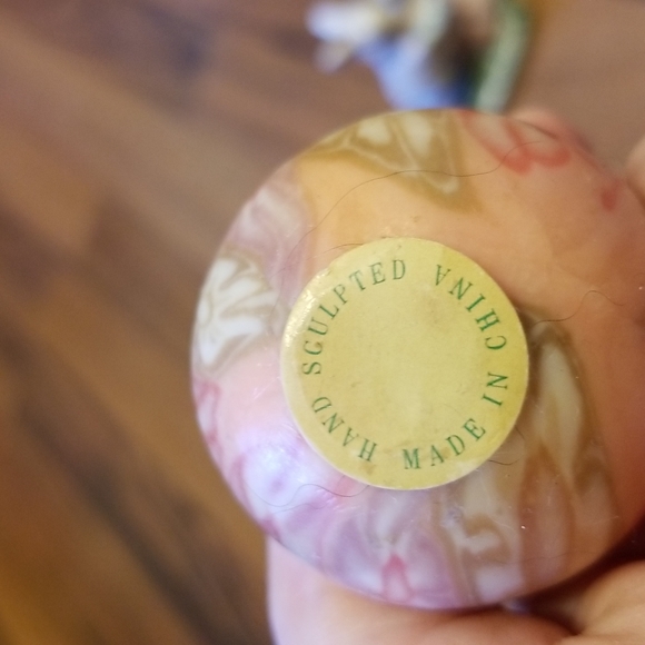 Easter Bunny & Egg Decor Bundle Porcelain Figurines & Candles - Picture 9 of 12